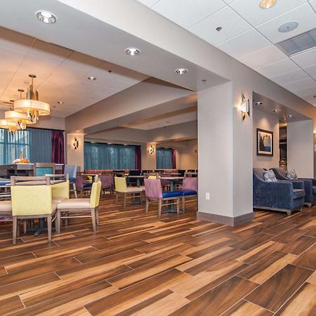 Hampton Inn Norwich Exteriér fotografie