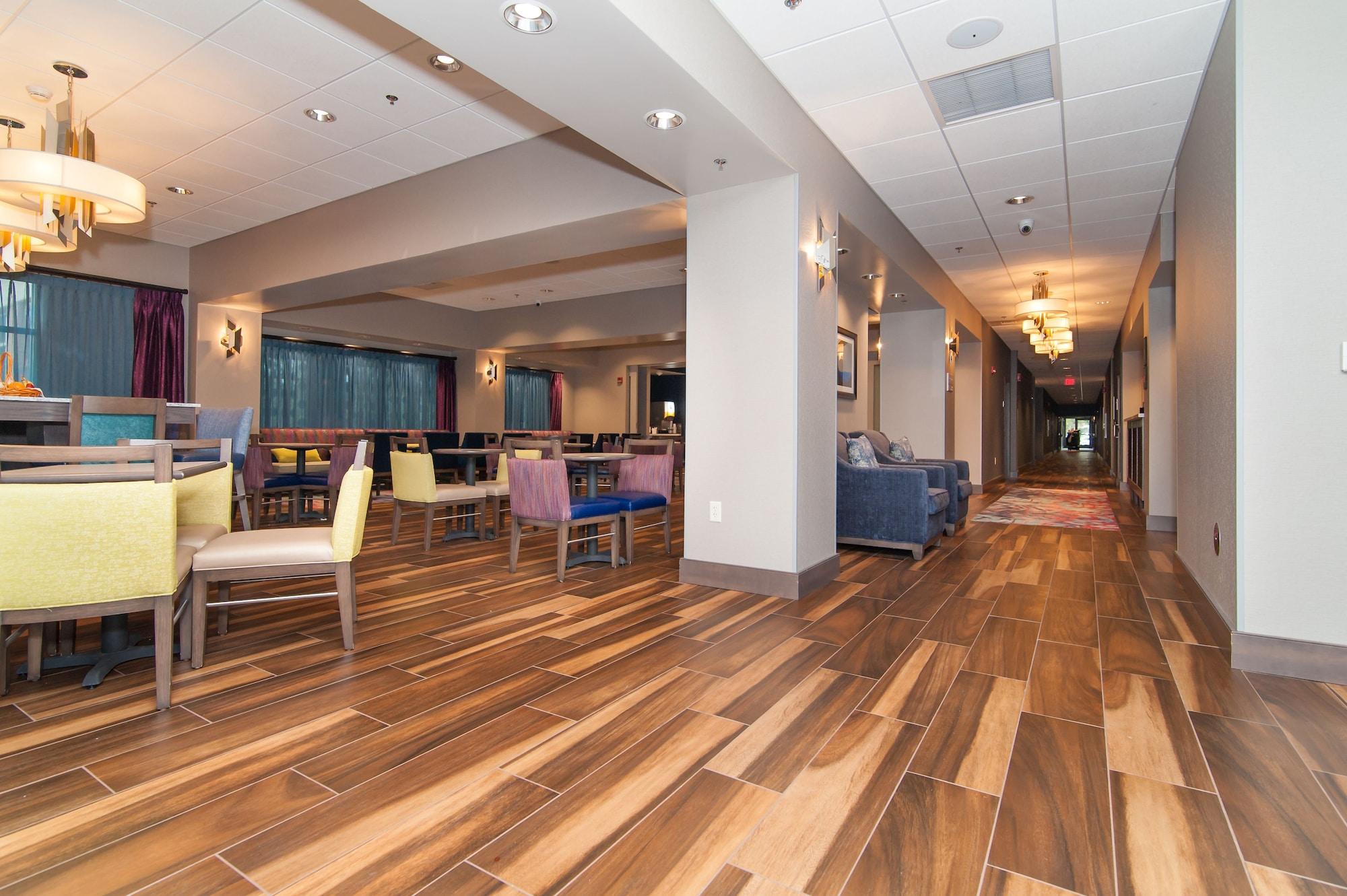 Hampton Inn Norwich Exteriér fotografie