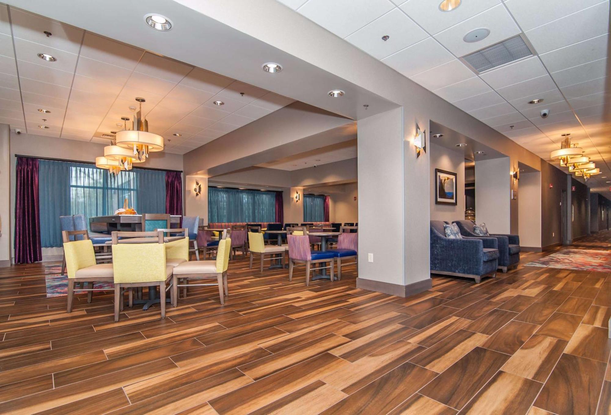 Hampton Inn Norwich Exteriér fotografie