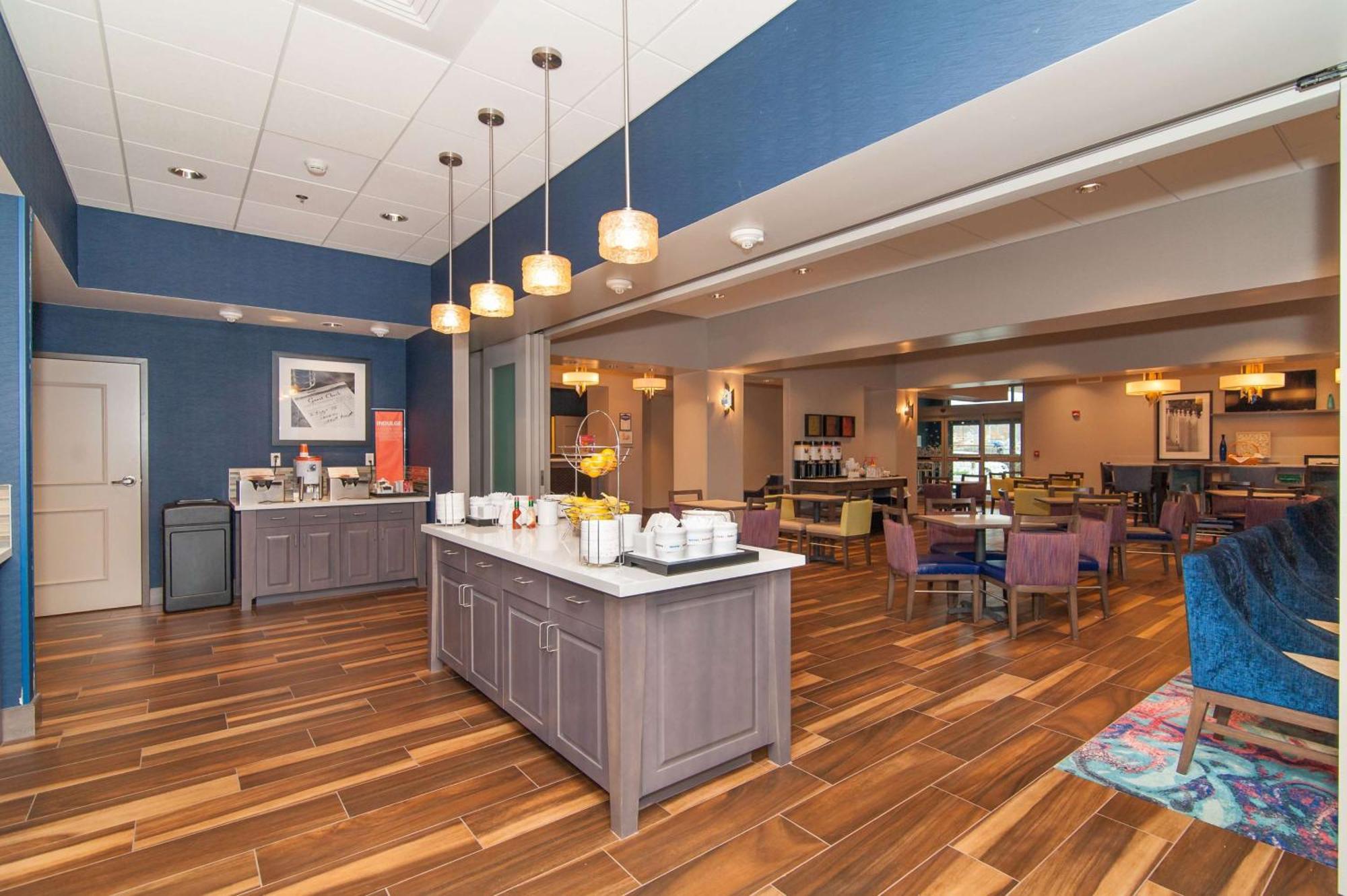Hampton Inn Norwich Exteriér fotografie